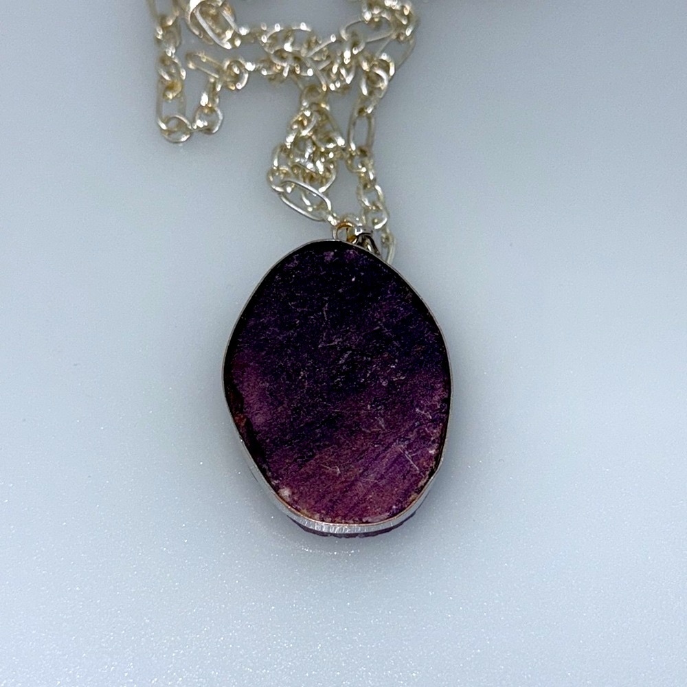 Elegant 925 Sterling Silver Purple Amethyst Pendant Necklace - Picture 5 of 5